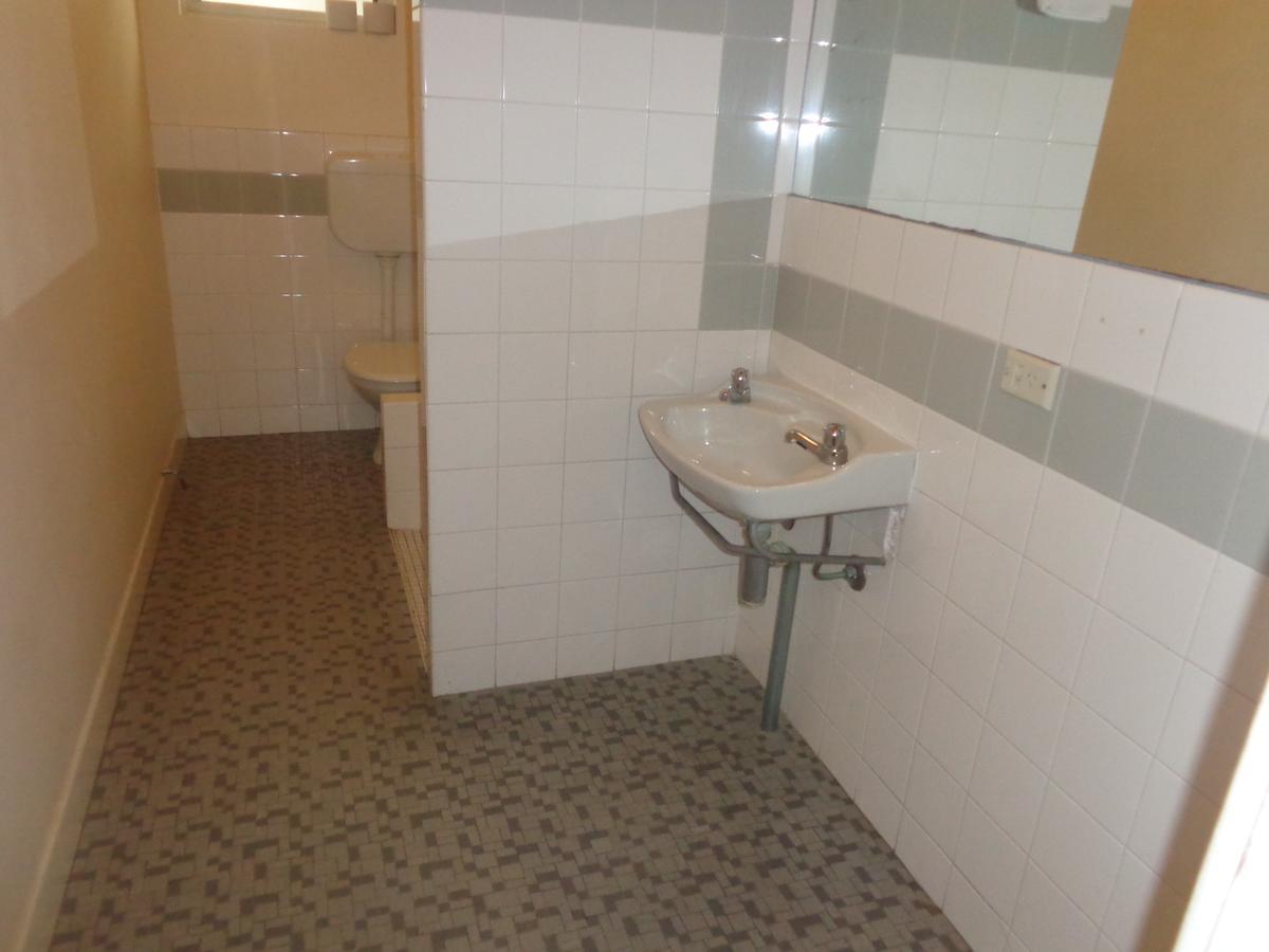 Adelaide Backpackers And Travellers Inn Экстерьер фото