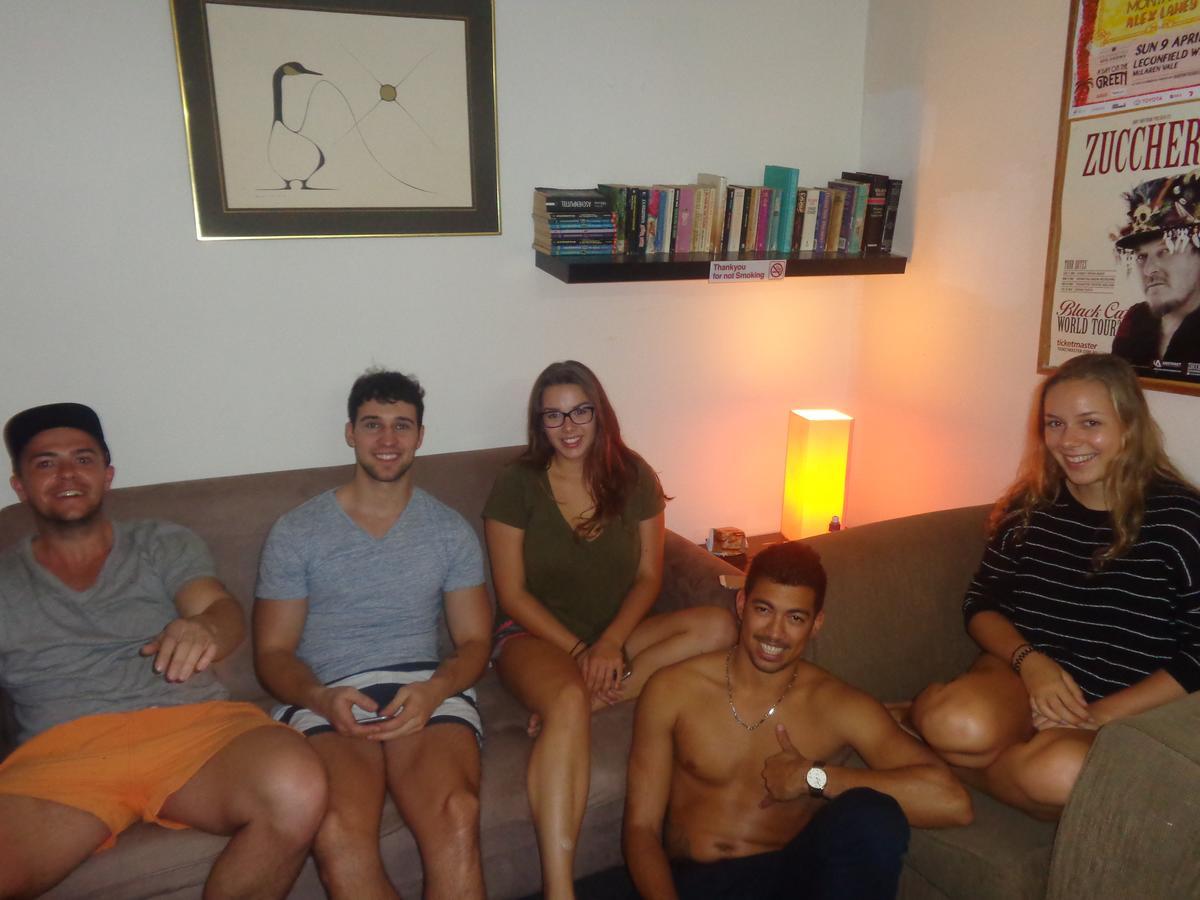 Adelaide Backpackers And Travellers Inn Экстерьер фото